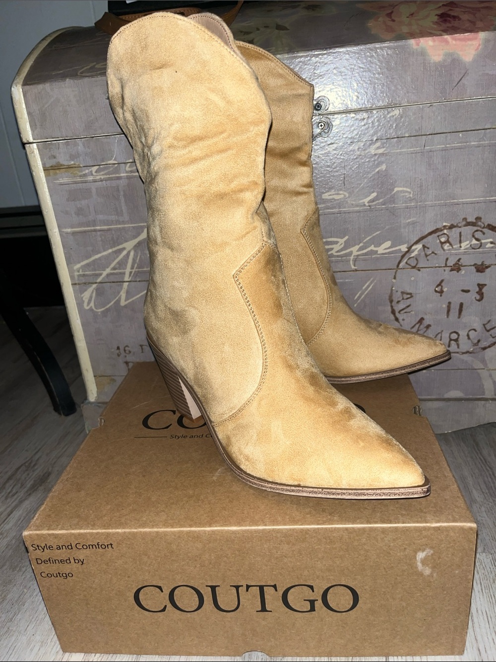 Coutgo Women's Tan Suede Pointed Toe Western Block Heel Boots - Picture 2 of 9